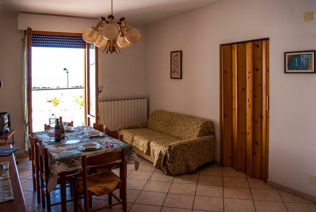 Appartamento Di Antonio Fronte Mare Montesilvano Marina Buitenkant foto